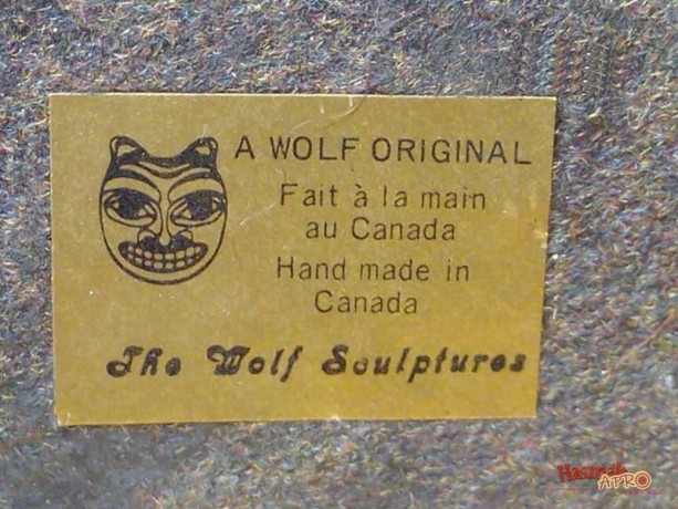 inuit-fokavadasz-felfegyverkezve-zsakmanyaval-egyutt-wolf-original-szignalt-szappanko-kisplasztika-big-3