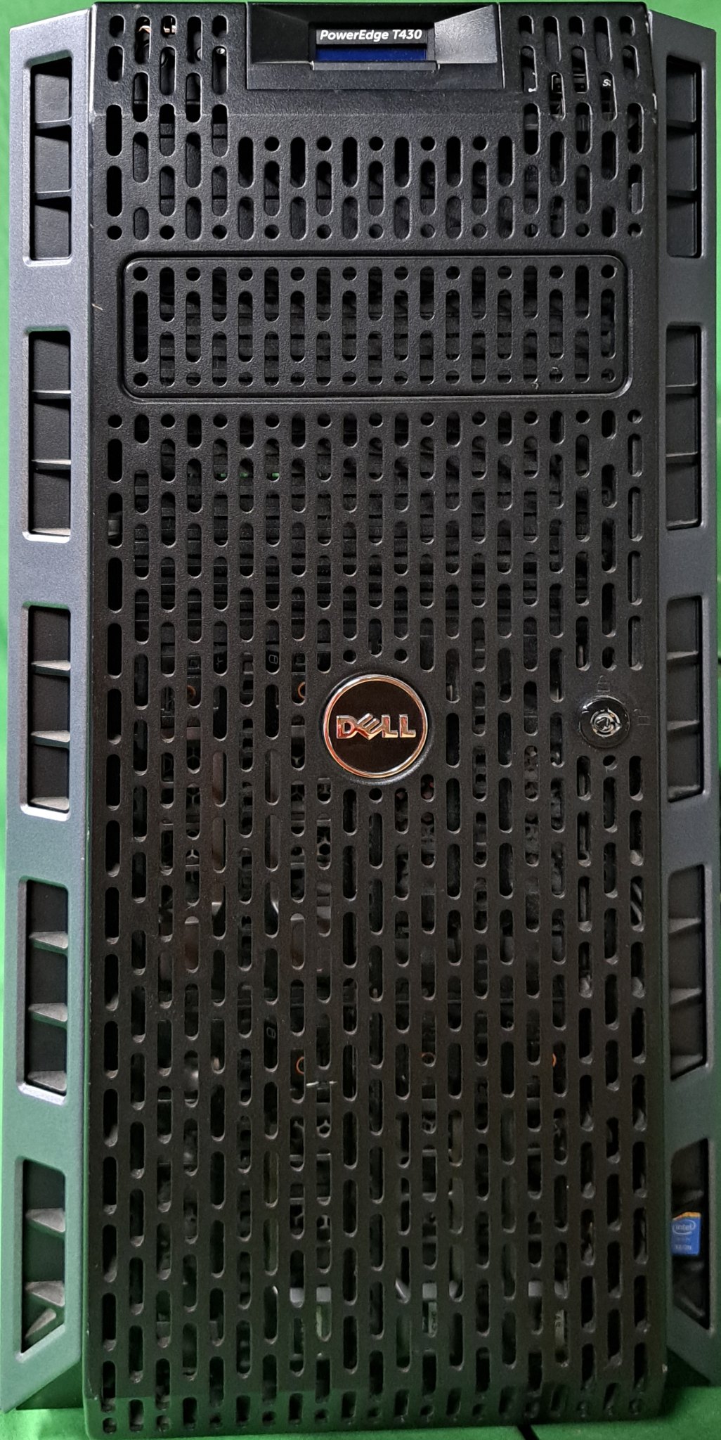 Dell PowerEdge T430 konfiguráció