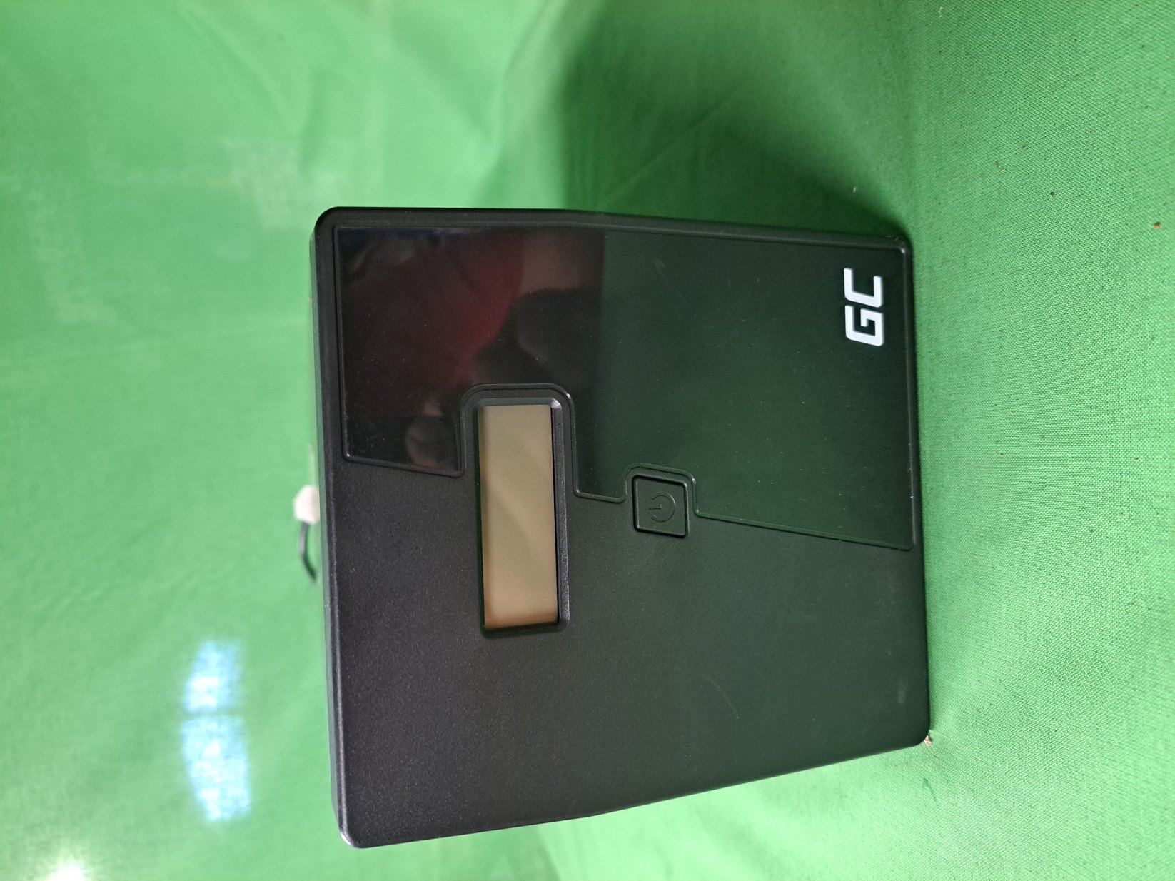 UPS Micropower 1000 UPS03 LCD